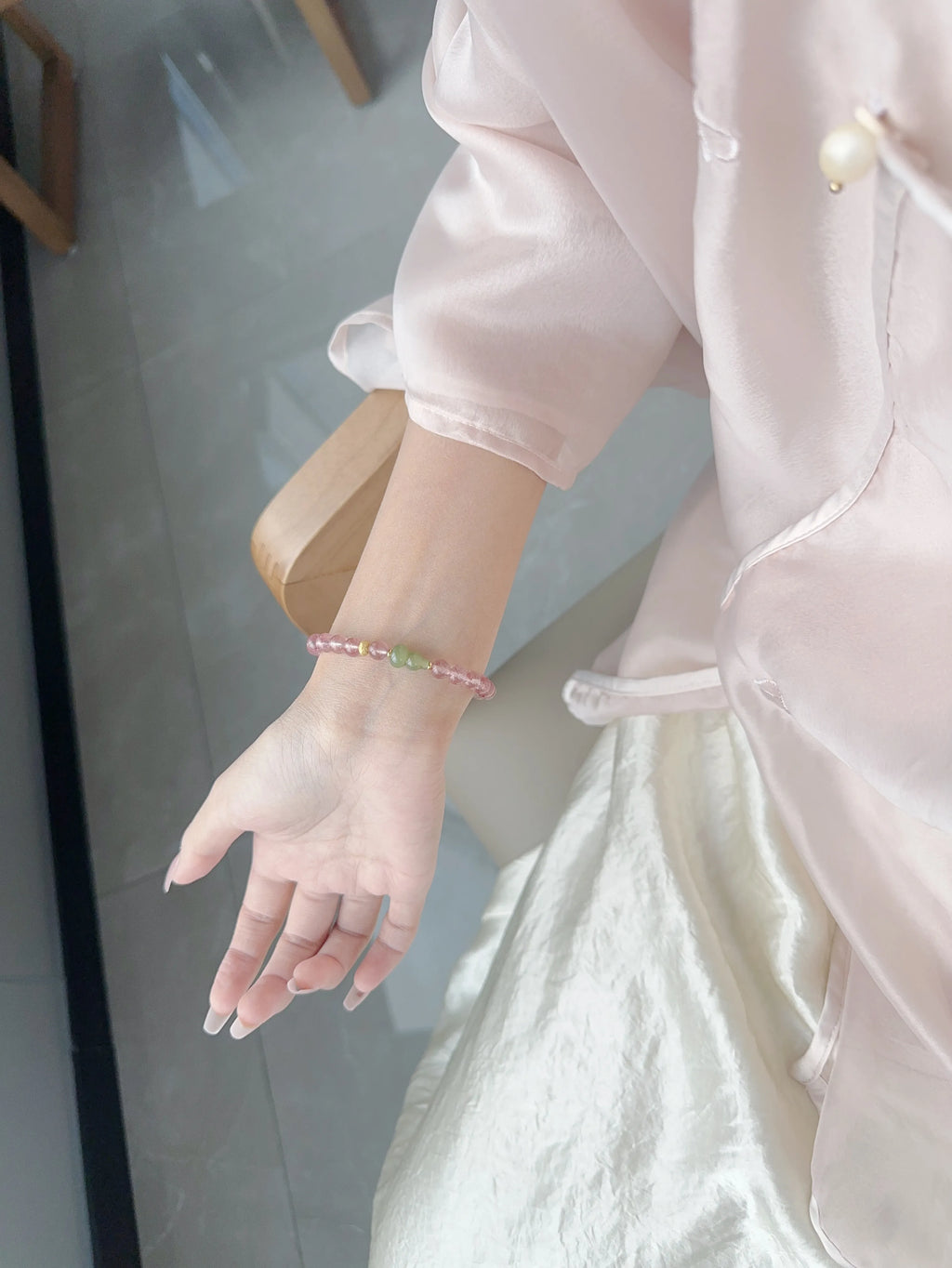 Fire Strawberry Quartz & Hotan Jade Beaded Bracelet